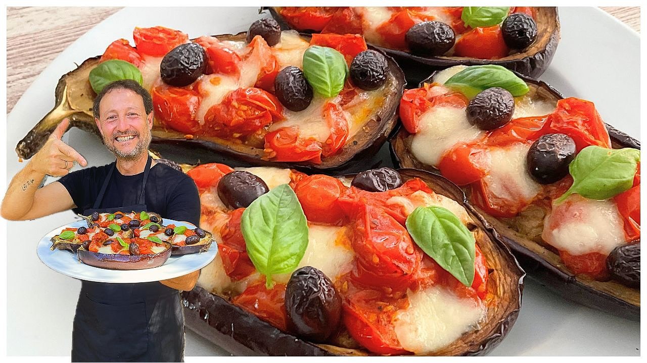 Berenjenas Sicilianas, una receta auténtica y sabrosa que te enseña a lograr una textura perfecta con pasos simples y consejos prácticos para brillar en la cocina 😃➡️ VIDEO RECETA PASO A PASO EN EL LINK DE MI BIOGRAFIA (lLinkTree)INGREDIENTES BERENJENAS SICILIANAS
(Cantidades para 4 raciones)
2 Berenjenas Grandes
200 gr. Tomates Cherry
250 gr. Queso Mozarella
1 Puñado de Aceitunas negras
Hojas de Albahaca fresca
1 Diente de Ajo
3 Cucharadas Aceite Oliva
1 Pellizco de Orégano
Sal y Pimienta#guillerodriguez #berenjenas #siciliana #Recetas #cocina #Recetasfaciles #glutenfree #cocinasanacocinasano #eggplant #eggplantrecipe #Food #FoodLovers #Foodies #Instafood #foodstagram