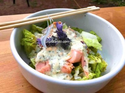 ENSALADA TARTARA DE SALMON CON VINAGRETA DE LAVANDA