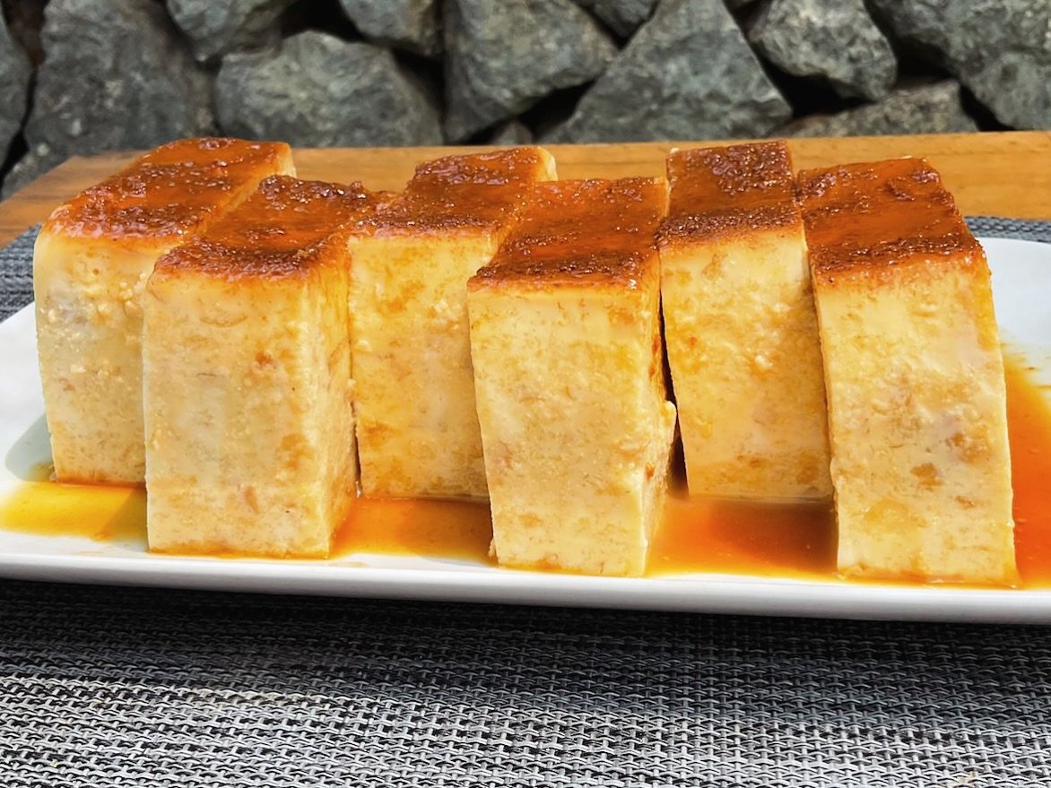 “PUDING DE SOPAS DE LECHE”
Receta Deliciosa de aprovechamiento con pocos Ingredientes 😃
➡️ VIDEO RECETA PASO A PASO EN EL LIN DE MI BIOGRAFÍA (LinkTree)INGREDIENTES
(Cantidades molde de 1´5 Litros)
1 Litro Leche
130 gr. Pan duro
7 Huevos (p)
120 gr. Azúcar
Piel de 1 Limón Fresco
1 Ramita Canela
1 Pellizco de Sal
CARAMELO
50 gr. Azúcar + 50 ml. Agua#Recetasdeguilleen5minutos #POSTRE #POSTRES #Recetasfaciles #Recetasen5minutos #ideasen5minutos #Recetasdecocina #puding #sweet #sweetlovers #instasweet #swwetinstagram