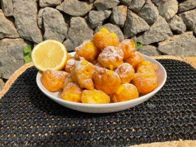 BUÑUELOS Rellenos de CREMA DE LIMÓN
