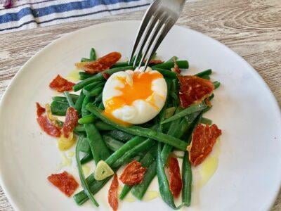 VAINAS (JUDIAS) con FLOR de HUEVO