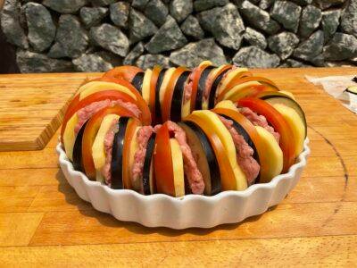 PASTEL DE BERENJENAS Y CARNE