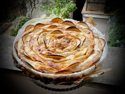 Tarta de manzana en dos texturas